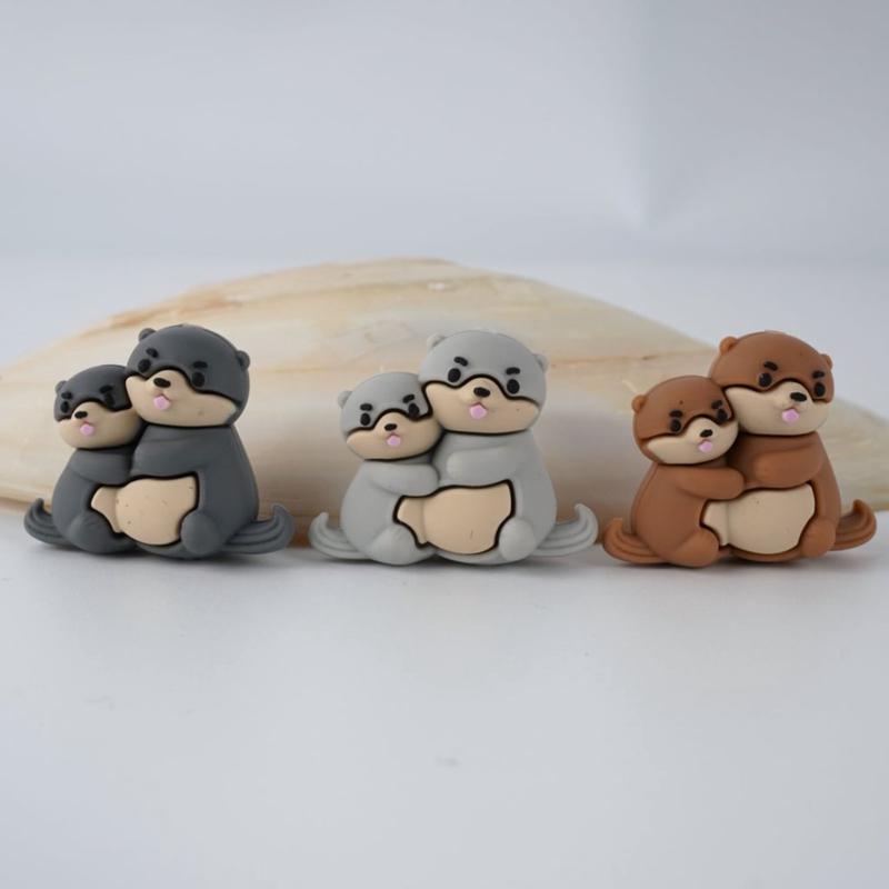 3D Cute Otter Bank Beaver Mom and Baby Silicone Focal Beads