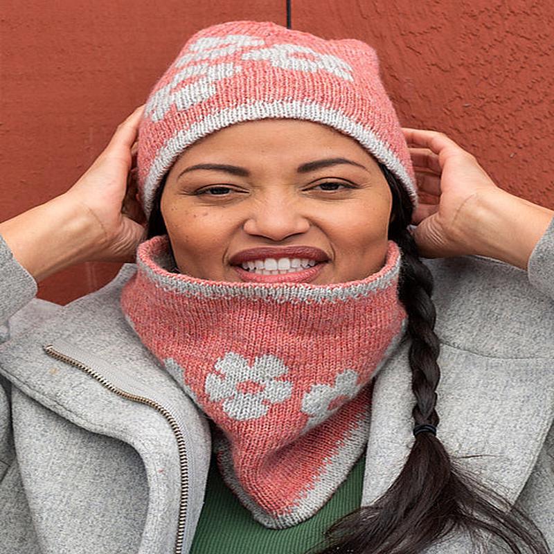 Chicory Hat and Cowl Set Kit